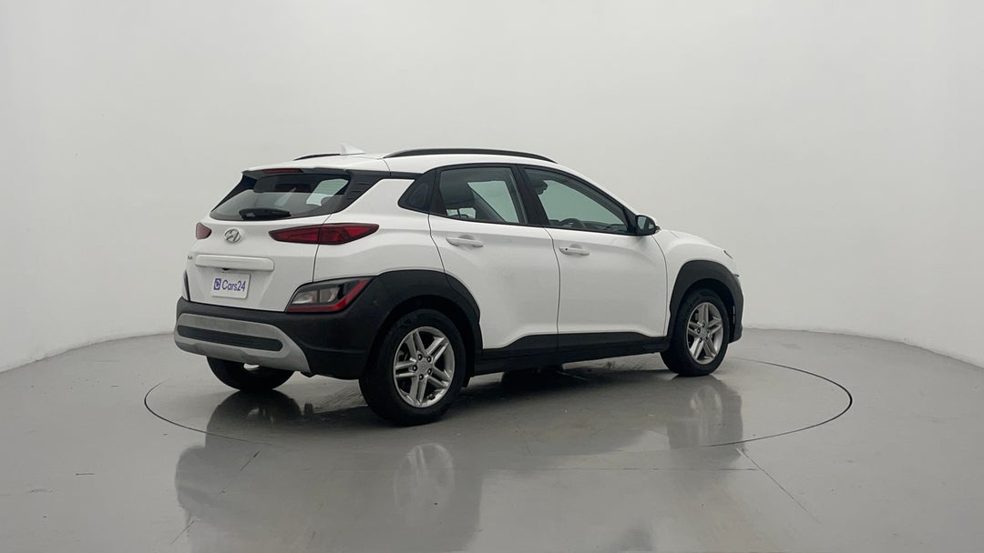 Right Back Diagonal (45- Degree) View