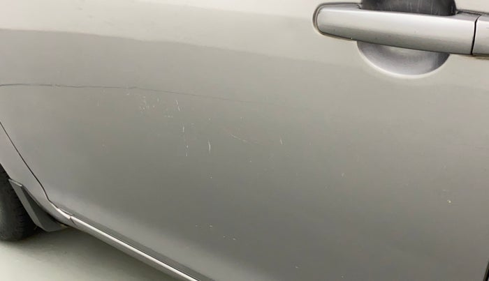 2012 Maruti Swift Dzire VXI, Petrol, Manual, 75,395 km, Front passenger door - Minor scratches