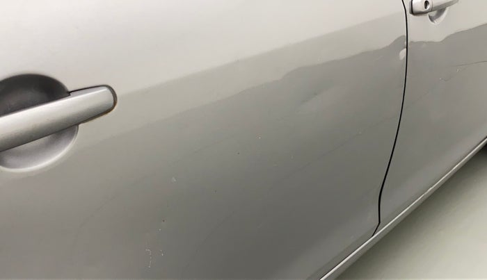 2012 Maruti Swift Dzire VXI, Petrol, Manual, 75,395 km, Right rear door - Minor scratches