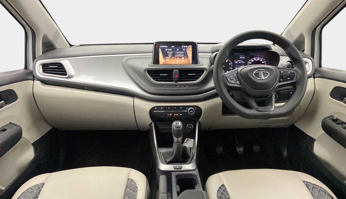 2022 Tata ALTROZ XZ PETROL, Petrol, Manual, 19,494 km, Dashboard