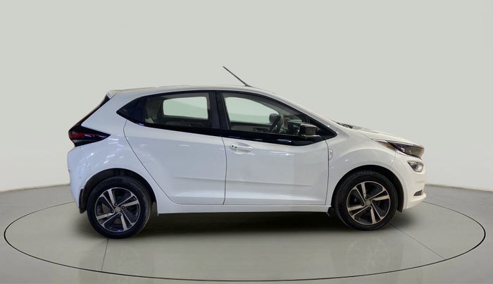 2022 Tata ALTROZ XZ PETROL, Petrol, Manual, 19,494 km, Right Side View