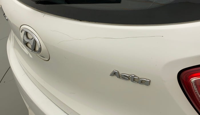 2016 Hyundai Grand i10 ASTA (O) 1.2 KAPPA VTVT, Petrol, Manual, 54,959 km, Dicky (Boot door) - Minor scratches