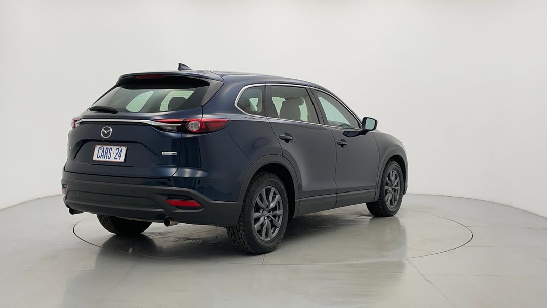 Right Back Diagonal (45- Degree) View