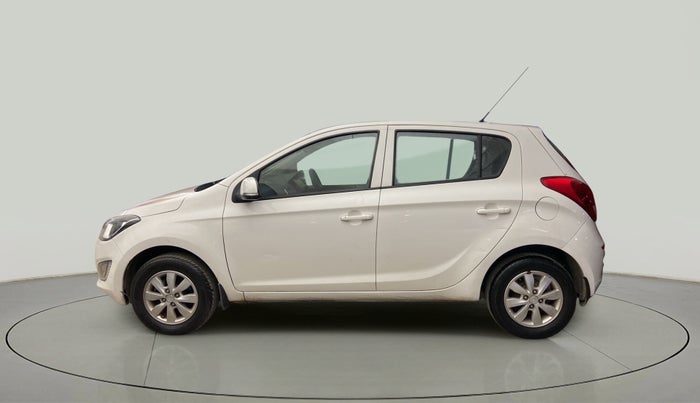 2013 Hyundai i20 SPORTZ 1.2, Petrol, Manual, 31,479 km, Left Side