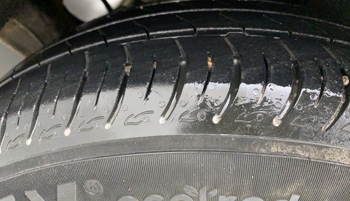 2019 Maruti Baleno DELTA 1.2 K12, Petrol, Manual, 24,998 km, Left Rear Tyre Tread