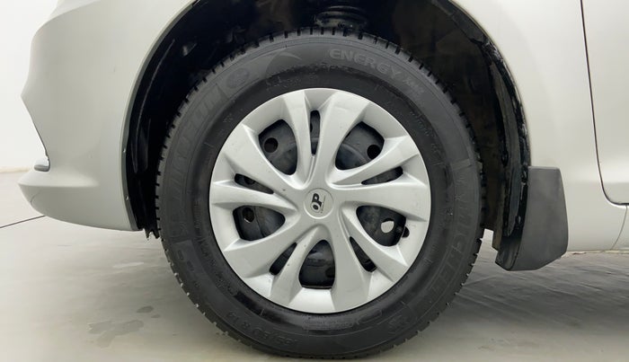 2015 Maruti Swift Dzire VDI ABS, Diesel, Manual, 73,030 km, Left Front Wheel