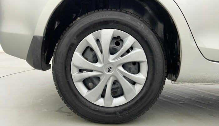 2015 Maruti Swift Dzire VDI ABS, Diesel, Manual, 73,030 km, Right Rear Wheel