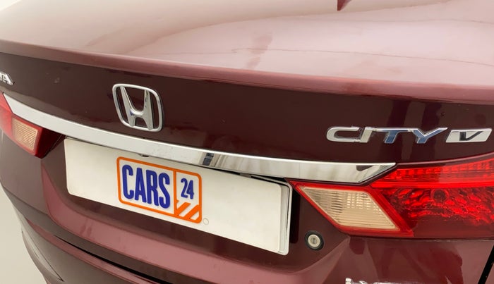 2014 Honda City 1.5L I-VTEC V MT, Petrol, Manual, 50,752 km, Dicky (Boot door) - Minor scratches
