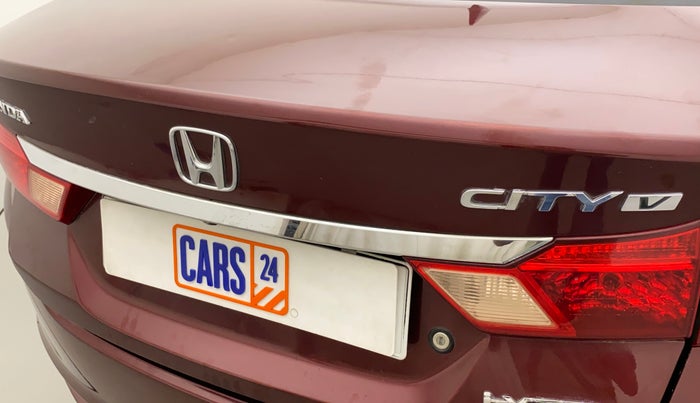 2014 Honda City 1.5L I-VTEC V MT, Petrol, Manual, 50,752 km, Dicky (Boot door) - Slightly dented
