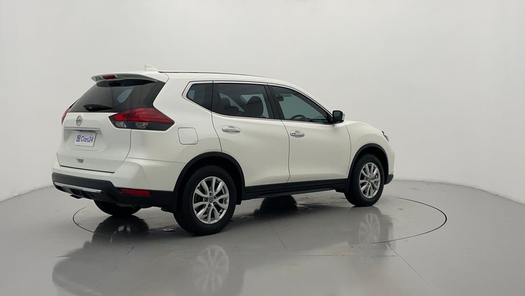 Right Back Diagonal (45- Degree) View