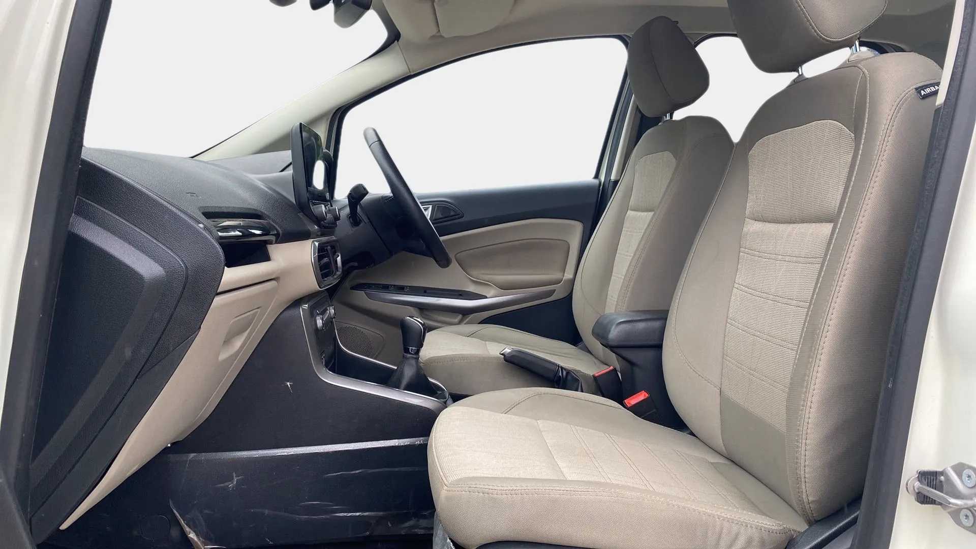 Front-Cabin-View