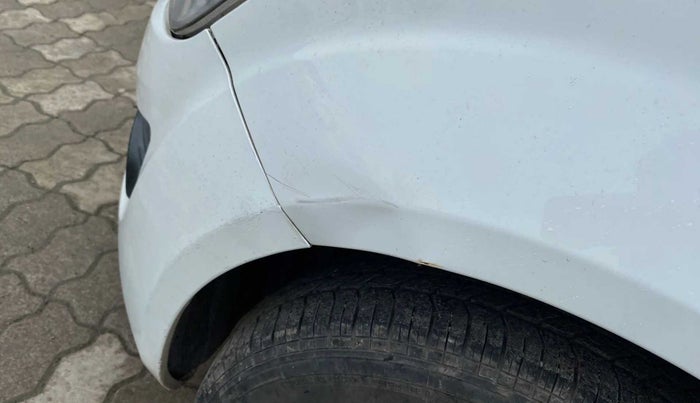 2014 Maruti Ritz VXI, Petrol, Manual, 38,114 km, Left fender - Slightly dented