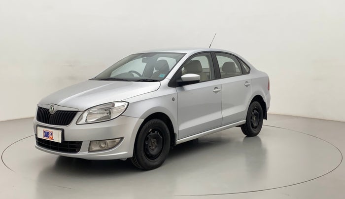 2013 Skoda Rapid 1.6 TDI MT AMBITION PLUS, Diesel, Manual, 77,938 km, Left Front Diagonal