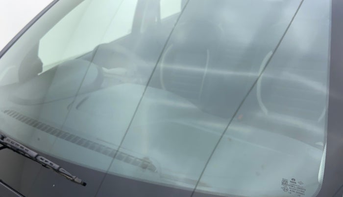 2021 Tata Tiago XT PETROL, Petrol, Manual, 13,447 km, Front windshield - Minor spot on windshield