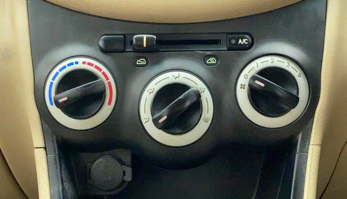2010 Hyundai i10 ERA 1.1, Petrol, Manual, 46,523 km, AC Unit - Directional switch has minor damage