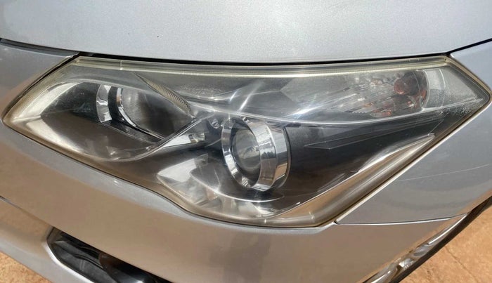 2014 Maruti Ciaz ZXI, Petrol, Manual, 86,694 km, Left headlight - Headlight parking bulb fused