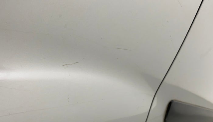 2011 Maruti Ritz VXI, Petrol, Manual, 57,439 km, Right quarter panel - Minor scratches
