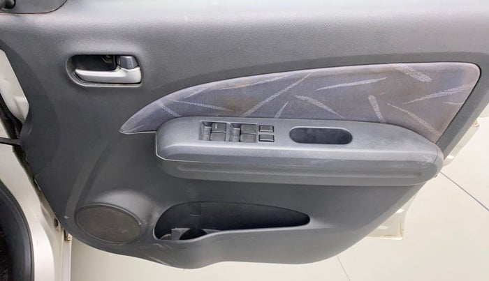 2011 Maruti Ritz VXI, Petrol, Manual, 57,439 km, Driver Side Door Panels Control