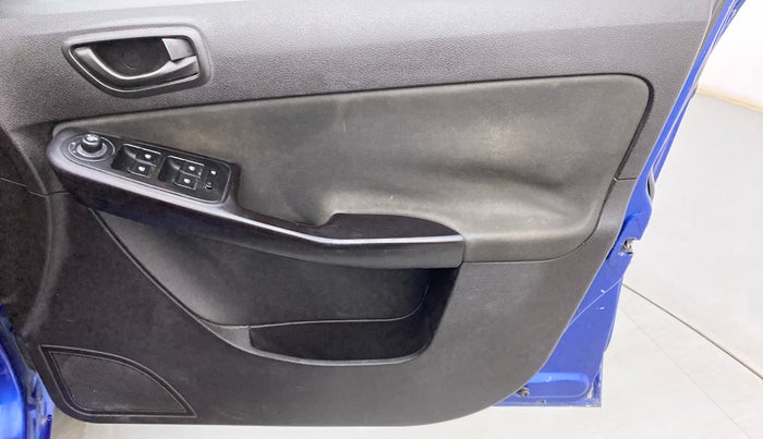 2016 Tata Zest XM PETROL, Petrol, Manual, 58,761 km, Driver Side Door Panels Control