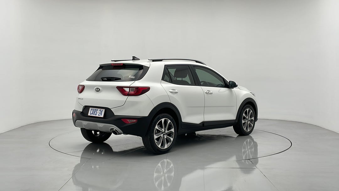 Right Back Diagonal (45- Degree) View