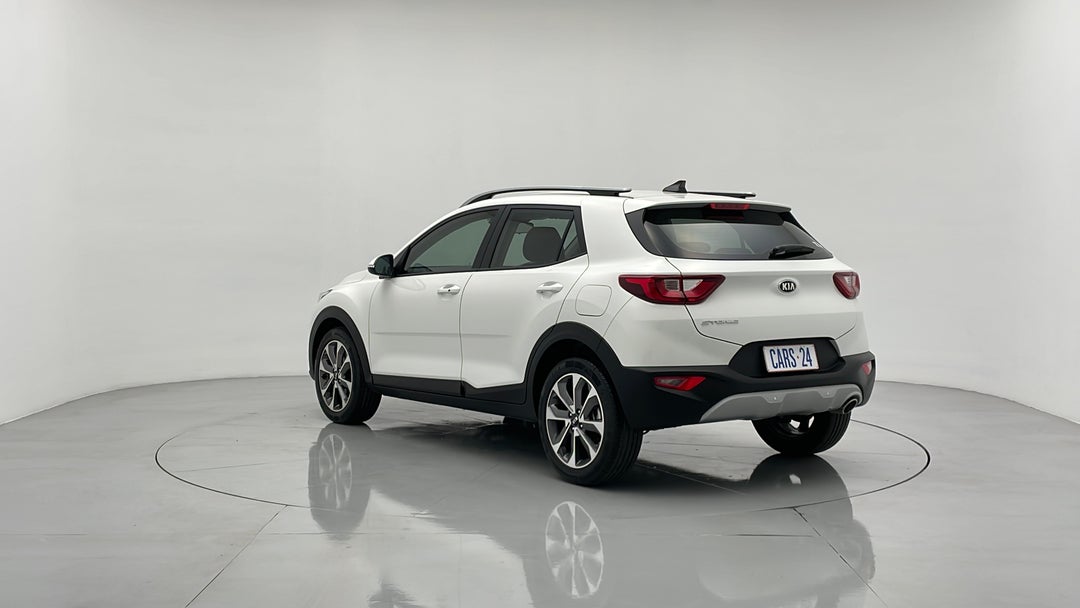 Left Back Diagonal (45- Degree) View