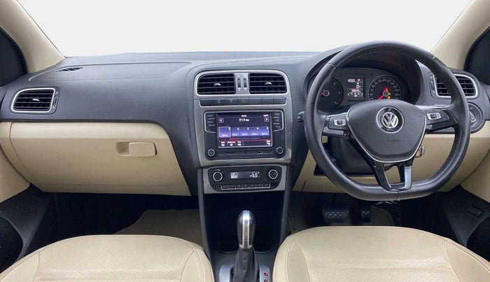 2019 Volkswagen Vento HIGHLINE PLUS 1.5 AT 16 ALLOY, Diesel, Automatic, 33,647 km, Dashboard