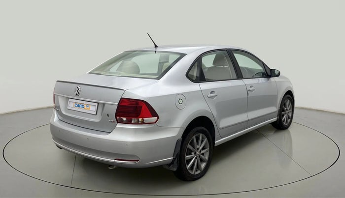 2019 Volkswagen Vento HIGHLINE PLUS 1.5 AT 16 ALLOY, Diesel, Automatic, 33,647 km, Right Back Diagonal