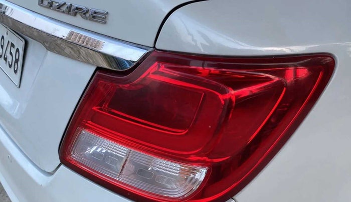 2018 Maruti Dzire VDI, Diesel, Manual, 99,557 km, Right tail light - Minor scratches