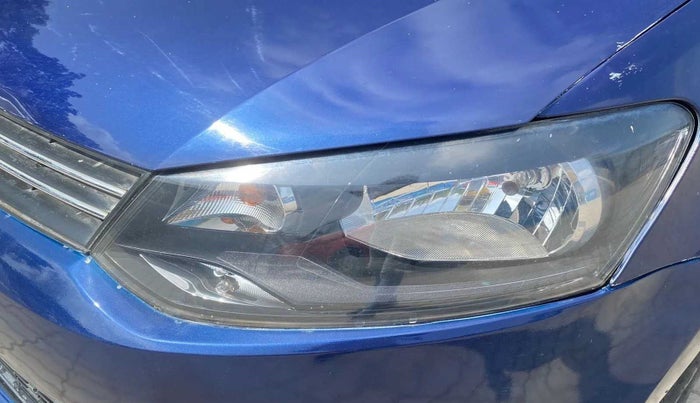 2013 Volkswagen Polo HIGHLINE1.2L, Petrol, Manual, 71,250 km, Left headlight - Clamp has minor damage