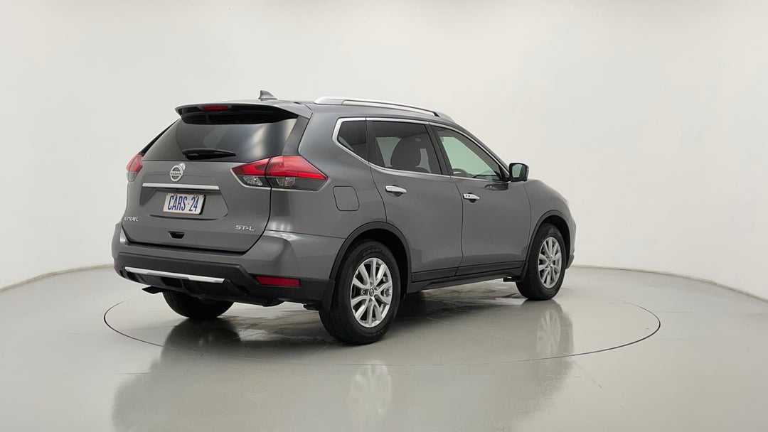 Right Back Diagonal (45- Degree) View