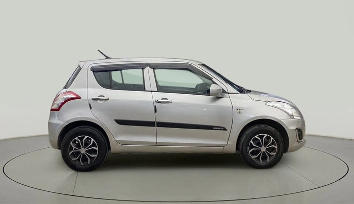 2016 Maruti Swift LXI (O), CNG, Manual, 37,847 km, Right Side View