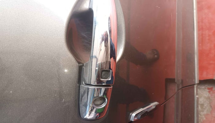 2019 Maruti Dzire ZXI PLUS, Petrol, Manual, 83,105 km, Driver-side door - Door handle sensor not working