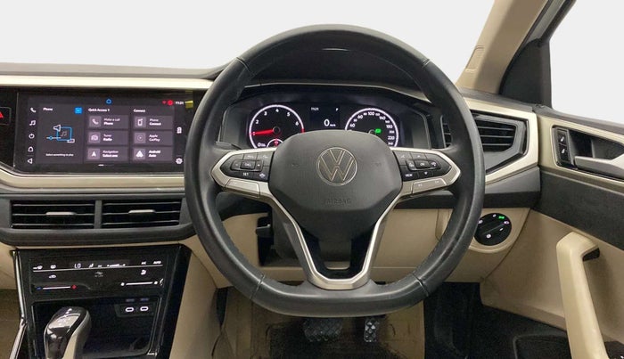 2022 Volkswagen VIRTUS HIGHLINE TSI 1.0 AT, Petrol, Automatic, 17,898 km, Steering Wheel Close Up