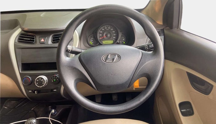 2017 Hyundai Eon ERA +, Petrol, Manual, 15,942 km, Steering Wheel Close Up