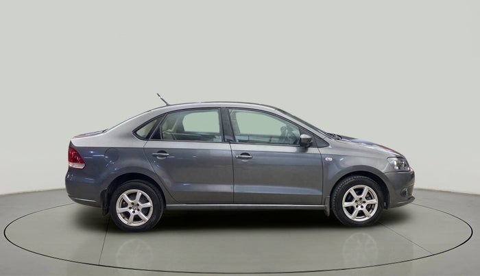 2013 Volkswagen Vento HIGHLINE 1.6 MPI, Petrol, Manual, 40,161 km, Right Side View