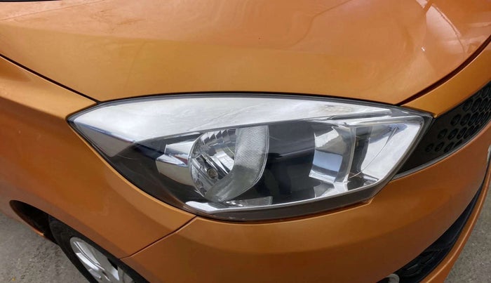 2017 Tata Tiago XZ PETROL, Petrol, Manual, 73,310 km, Right headlight - Minor scratches