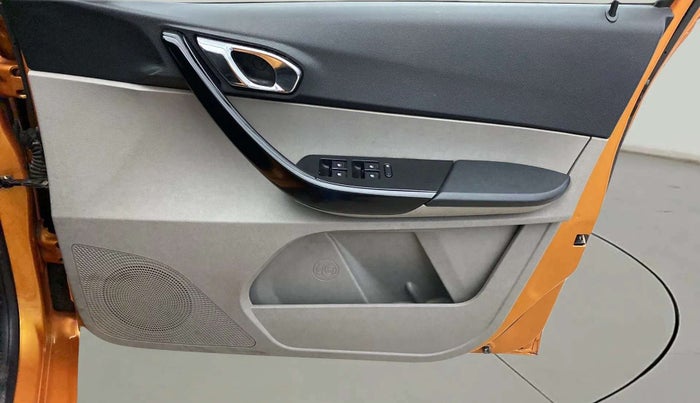 2017 Tata Tiago XZ PETROL, Petrol, Manual, 73,310 km, Driver Side Door Panels Control