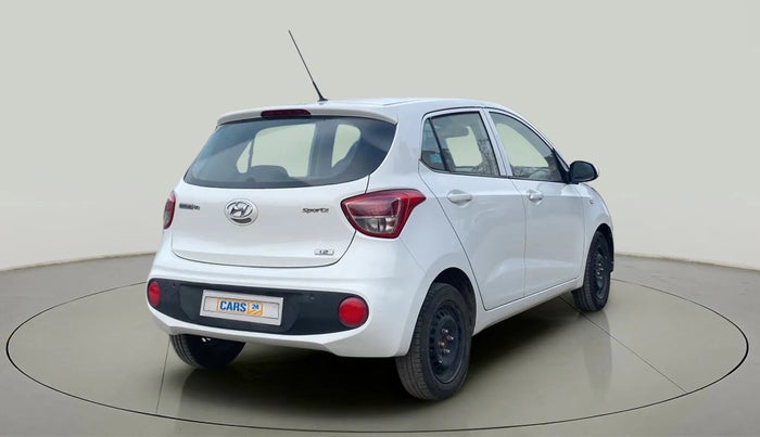 2017 Hyundai Grand i10 SPORTZ 1.2 KAPPA VTVT, Petrol, Manual, 38,910 km, Right Back Diagonal