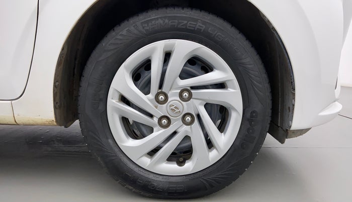 2020 Hyundai AURA S CNG, CNG, Manual, 51,715 km, Right Front Wheel