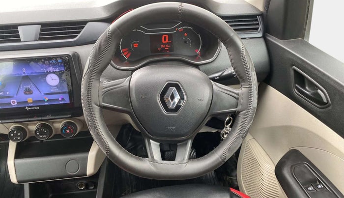 2020 Renault TRIBER RXE MT, Petrol, Manual, 26,621 km, Steering Wheel Close Up