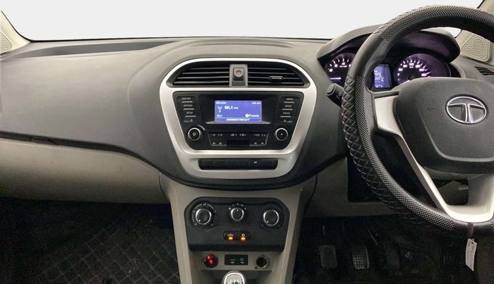 2016 Tata Tiago XT PETROL, CNG, Manual, 86,564 km, Air Conditioner