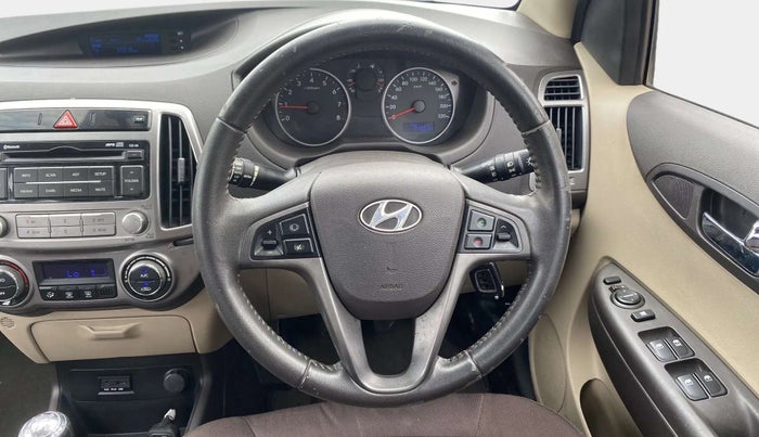 2013 Hyundai i20 SPORTZ 1.2, Petrol, Manual, 31,996 km, Steering Wheel Close Up