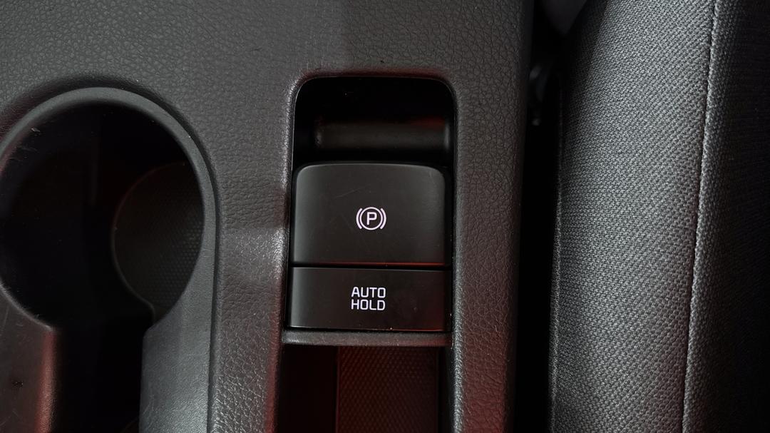 2020 Kia Seltos Sport (FWD), Automatic, 35006 km, Handbrake