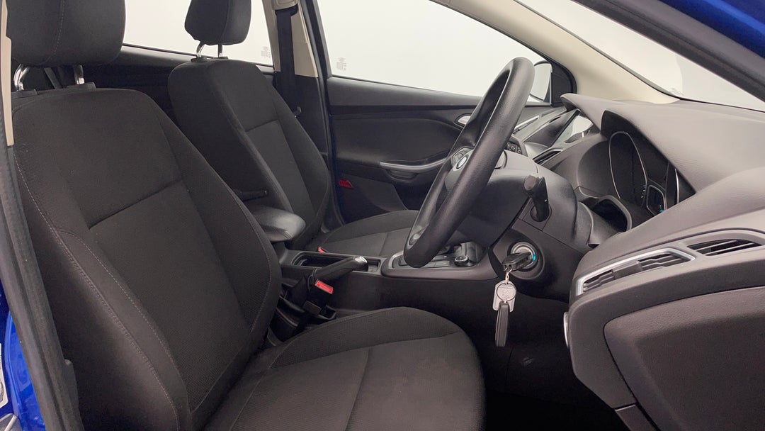 2017 Ford Focus Trend, Automatic, 77037 km, Right Side Front Door Cabin View