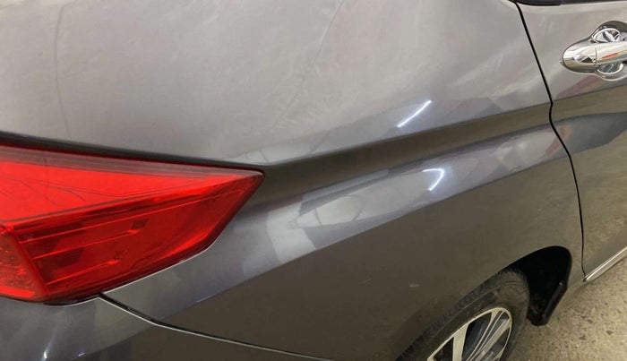 2019 Honda City 1.5L I-VTE V CVT, Petrol, Automatic, 60,983 km, Right quarter panel - Minor scratches