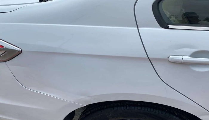 2015 Maruti Ciaz VXI+, Petrol, Manual, 53,906 km, Right quarter panel - Slightly dented