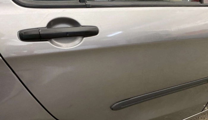 2014 Maruti Celerio VXI AMT, Petrol, Automatic, 51,339 km, Right rear door - Minor scratches