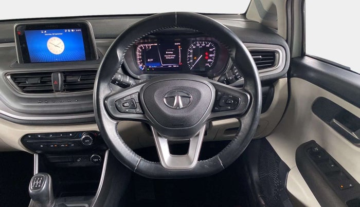 2022 Tata ALTROZ XZ PLUS PETROL, Petrol, Manual, 7,079 km, Steering Wheel Close Up