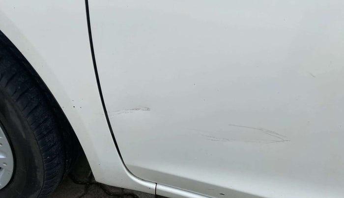 2014 Honda Brio S MT, Petrol, Manual, 89,740 km, Front passenger door - Slightly dented