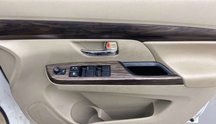 2020 Maruti Ertiga ZXI AT SHVS, Petrol, Automatic, 69,840 km, Driver Side Door Panels Control